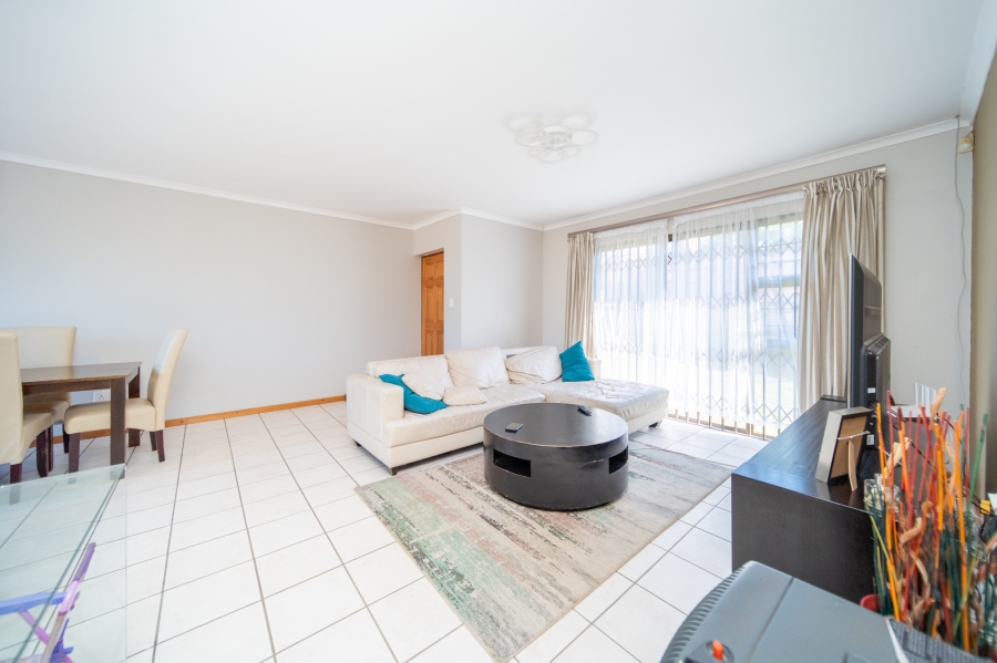 3 Bedroom Property for Sale in Beacon Bay Eastern Cape